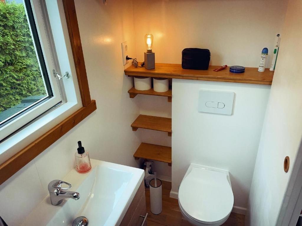 Tiny House Fleesensee Mit Eigenem Garten Und Nur Wenige Meter Vom Seeufer Göhren-Lebbin Exterior foto