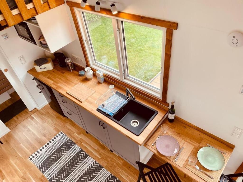 Tiny House Fleesensee Mit Eigenem Garten Und Nur Wenige Meter Vom Seeufer Göhren-Lebbin Exterior foto